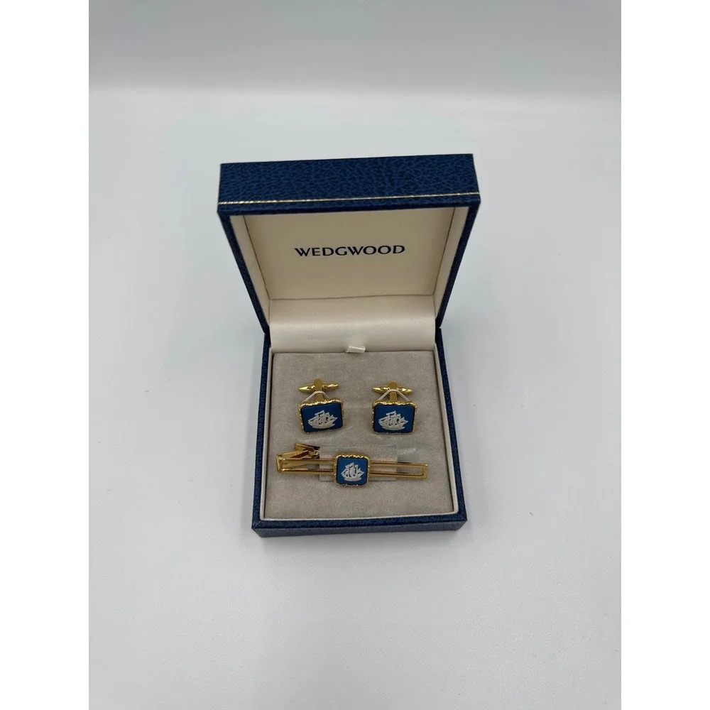 Wedgwood Cufflinks and Tie Clip‎ Set Blue Jasperware Ship Nautical Vintage